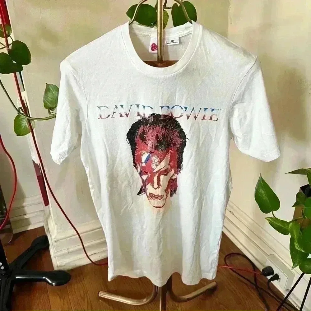 David Bowie Sukita Licensed T-Shirt, Men’s Small / Women’s XL